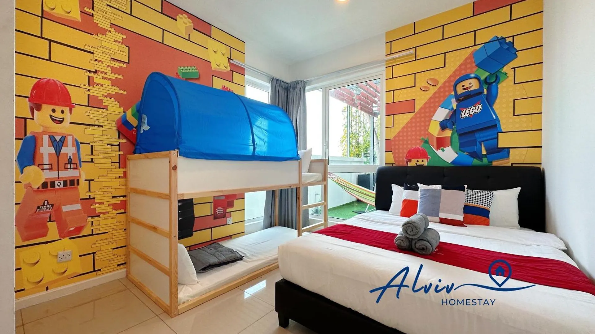 The Shore Kids Wonderland I Family 10Pax I Kids Friendly I Jonkerst Malacca Apartment
